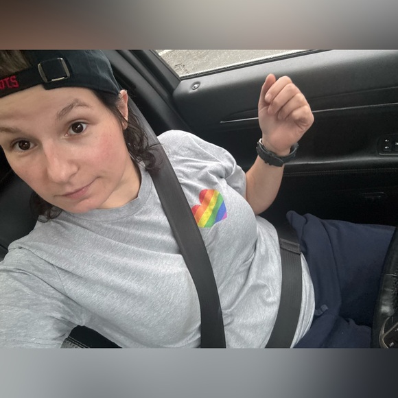 Meet your Posher, Abigayle - Picture 3 of 4